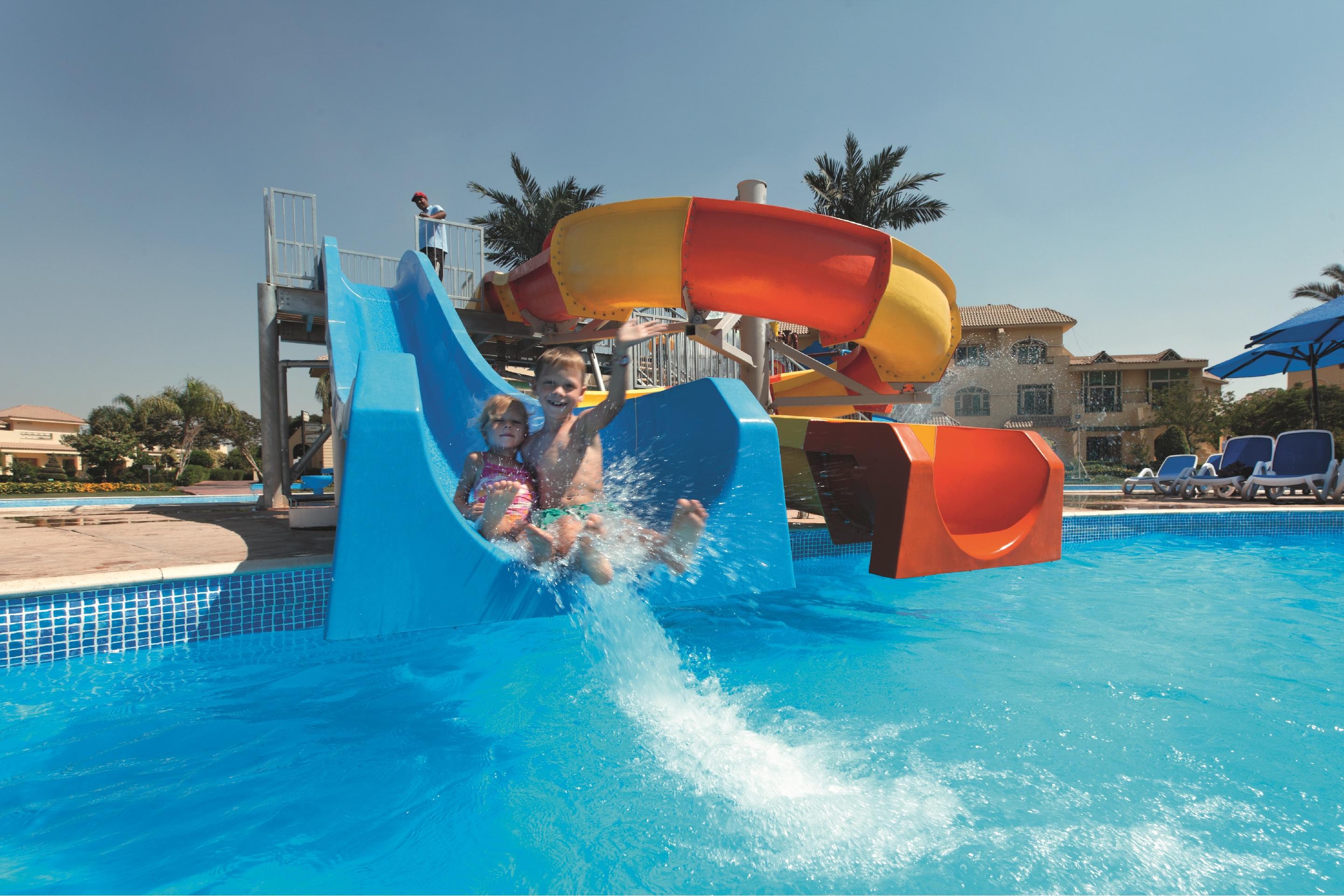 Moevenpick Hotel Cairo - Media City ギーザ エクステリア 写真 Water park in Egypt